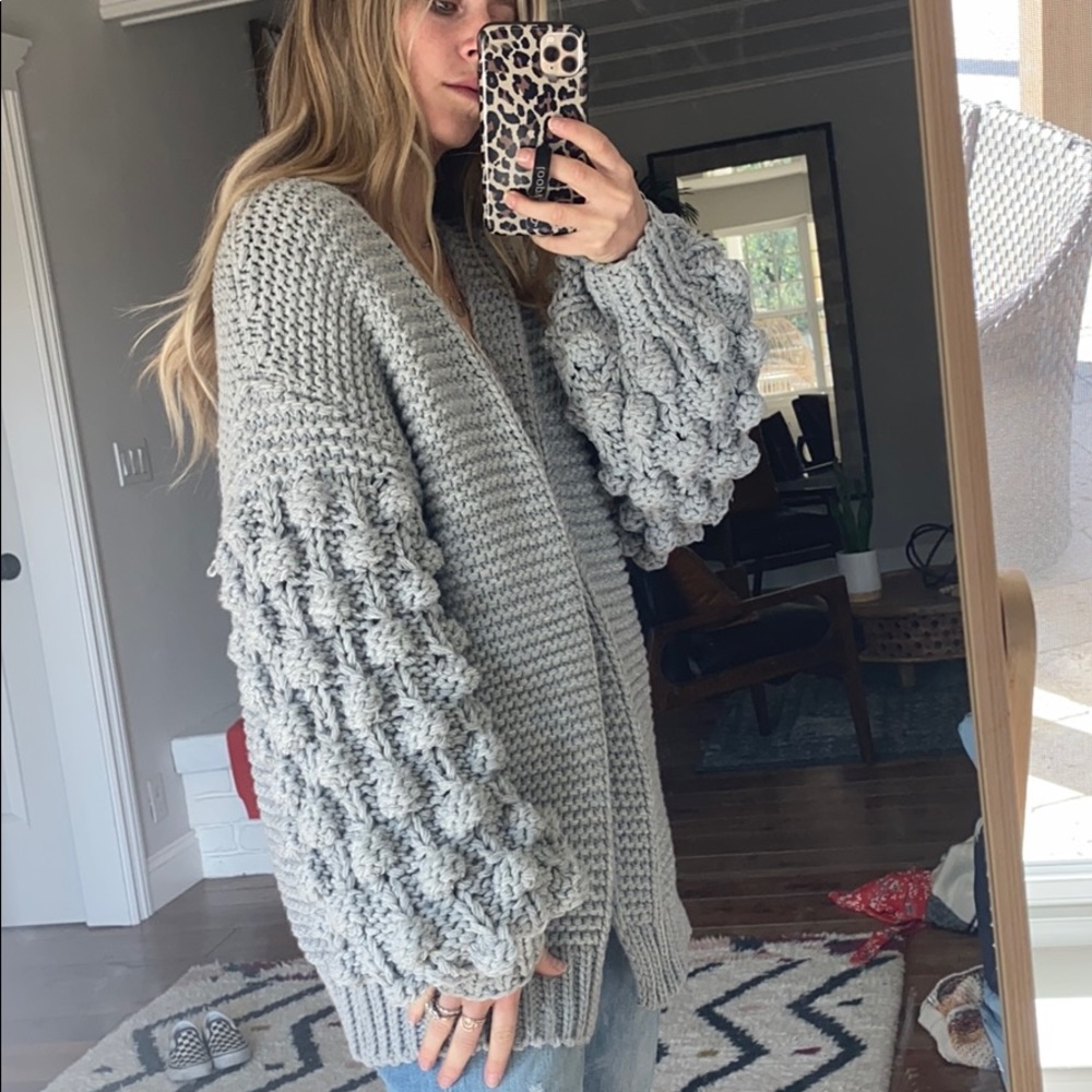 Vici grey sweater